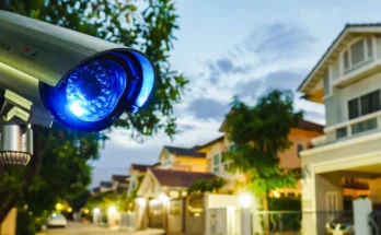 A neighborhood security camera | Source: Shutterstock