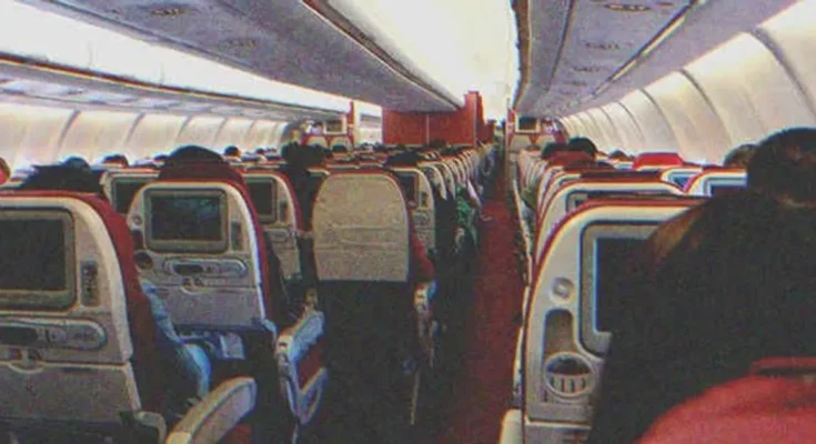 The inside of a plane | Source: Shutterstock