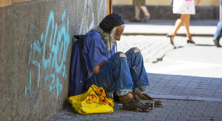 A homeless man | Source: Shutterstock