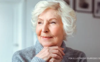 Smiling older woman | Source: Shutterstock