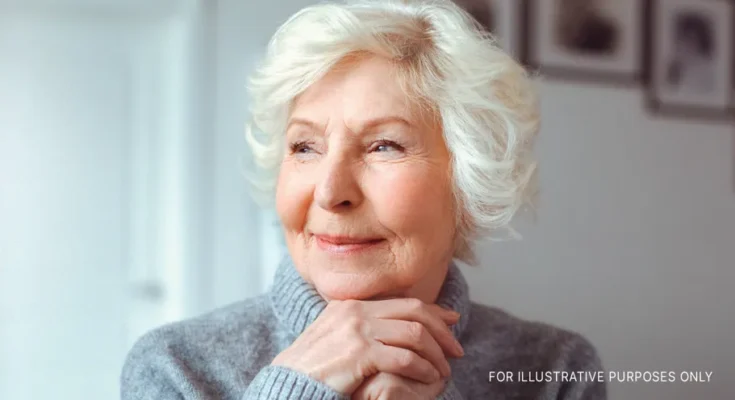 Smiling older woman | Source: Shutterstock