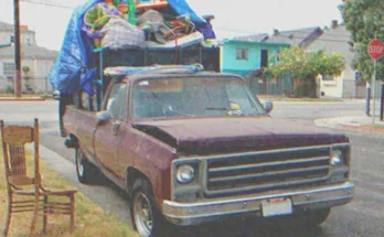 A truck full of stuffs | Source: Shutterstock