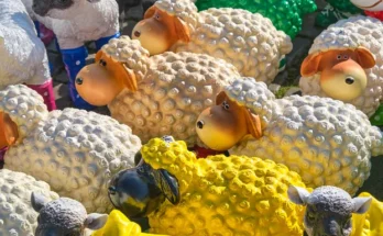 Collection of plastic sheep | Source: Getty images