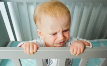 A crying child | Source: Shutterstock