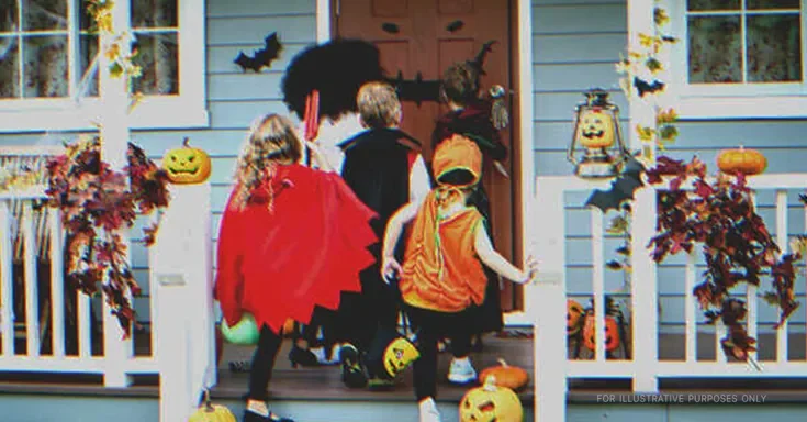 Kids trick-or-treating on Halloween | Source: Shutterstock