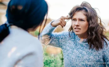 Upset person with her hand to her head | Source: Shutterstock