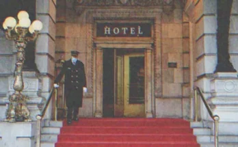 The entrance of an hotel | Source: Shutterstock