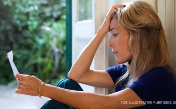 A woman reading a letter | Getty Images