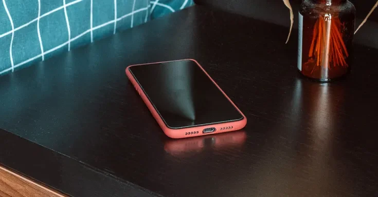 A phone on a table | Source: Shutterstock