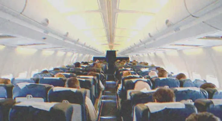 A plane full of passengers | Source: Shutterstock