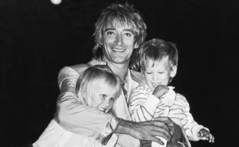 Rod Stewart and two of his children | Source: Getty Images