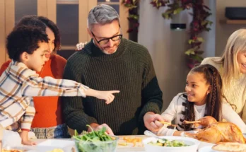 A family having dinner | Source: Shutterstock