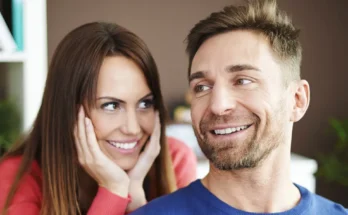 A happy couple | Source: Shutterstock