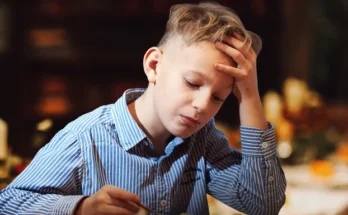 A sad boy | Source: Shutterstock