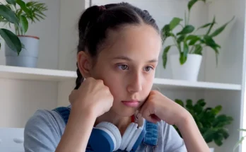 An upset girl | Source: Shutterstock